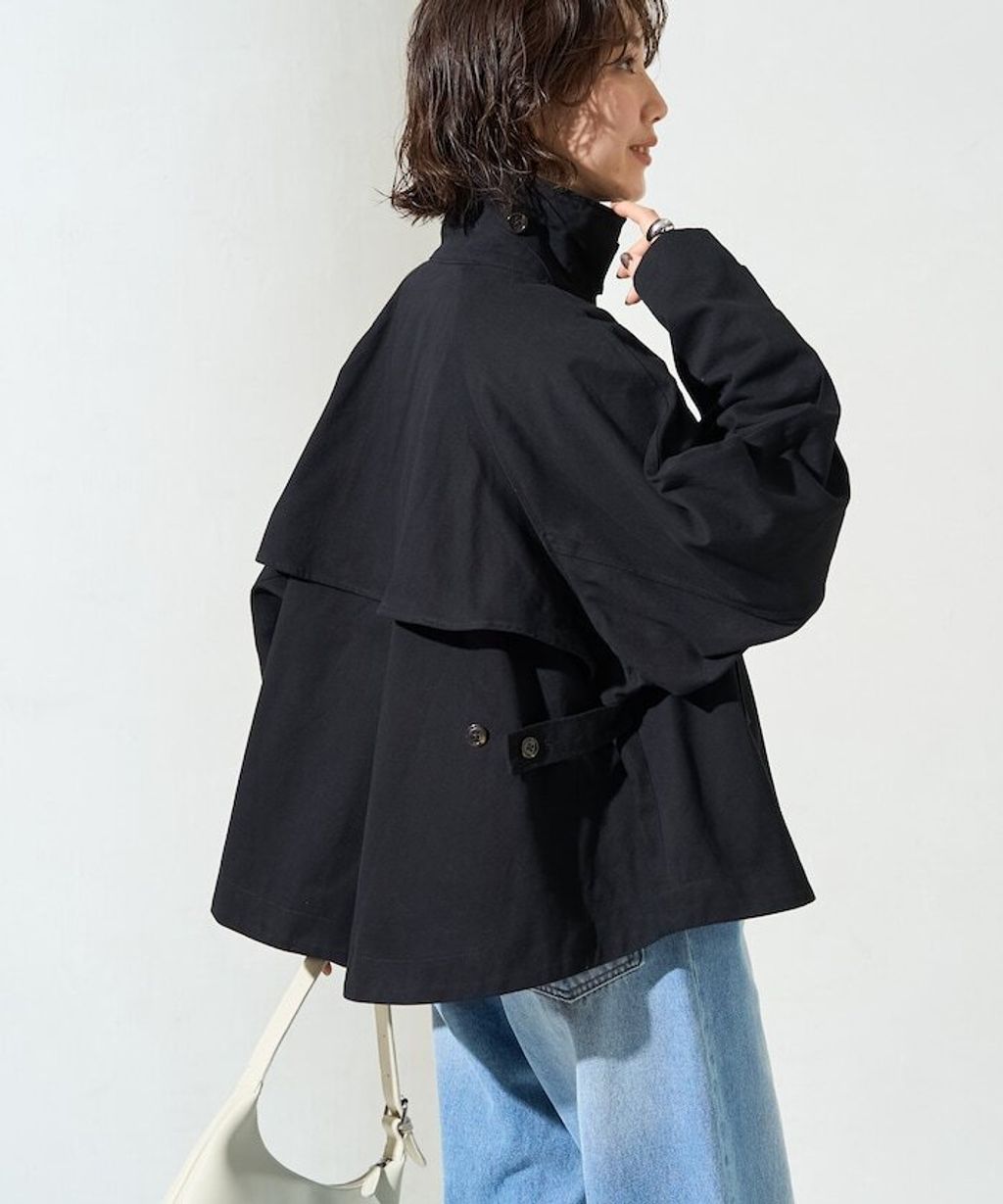 FREAKS STORE 短版傘擺廓型風衣_17