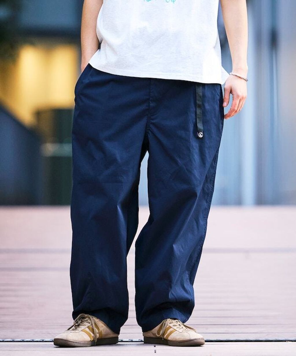 FREAKS STORE Easy Care Fabric 寬版速乾抗UV機能休閒褲_85