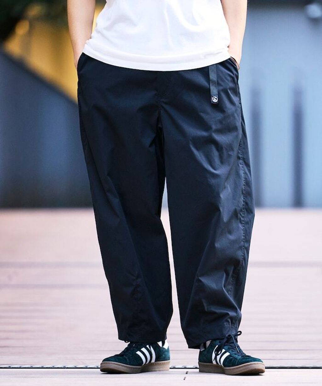 FREAKS STORE Easy Care Fabric 寬版速乾抗UV機能休閒褲_68