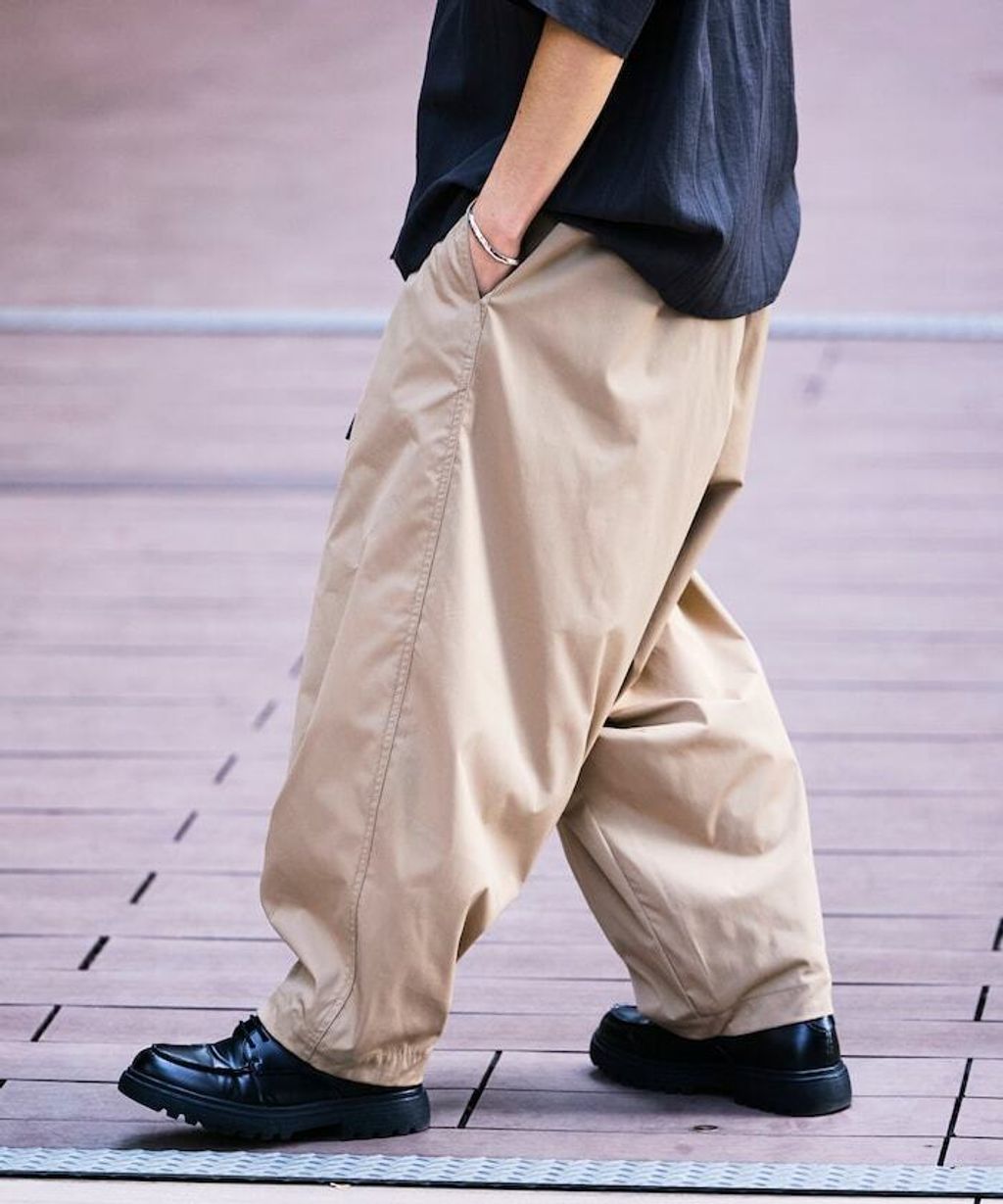 FREAKS STORE Easy Care Fabric 寬版速乾抗UV機能休閒褲_39