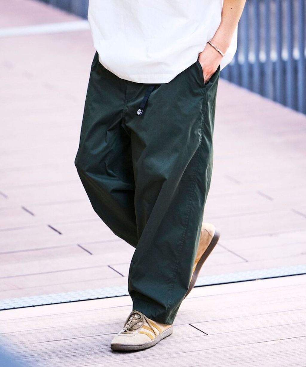 FREAKS STORE Easy Care Fabric 寬版速乾抗UV機能休閒褲_52