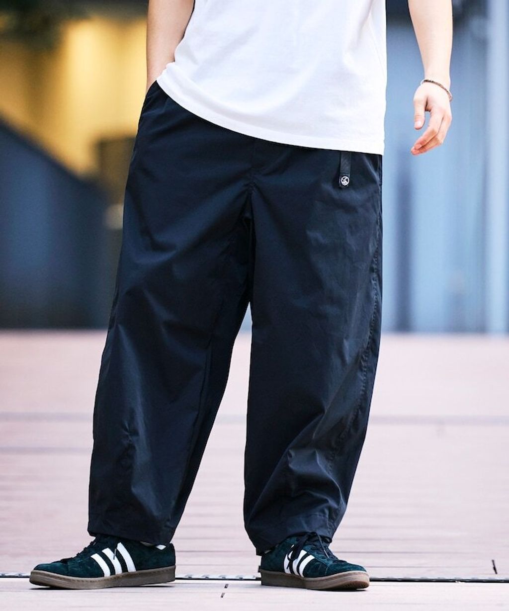 FREAKS STORE Easy Care Fabric 寬版速乾抗UV機能休閒褲_70