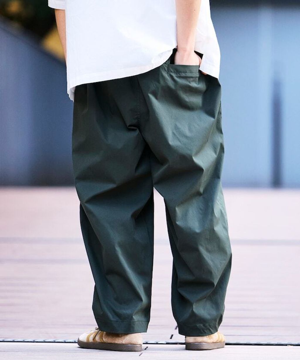 FREAKS STORE Easy Care Fabric 寬版速乾抗UV機能休閒褲_49