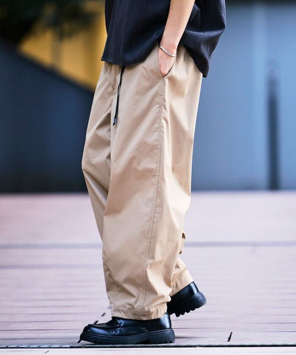 FREAKS STORE Easy Care Fabric 寬版速乾抗UV機能休閒褲_31