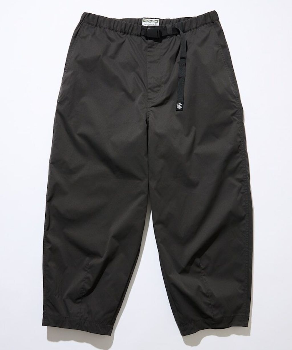 FREAKS STORE Easy Care Fabric 寬版速乾抗UV機能休閒褲_17