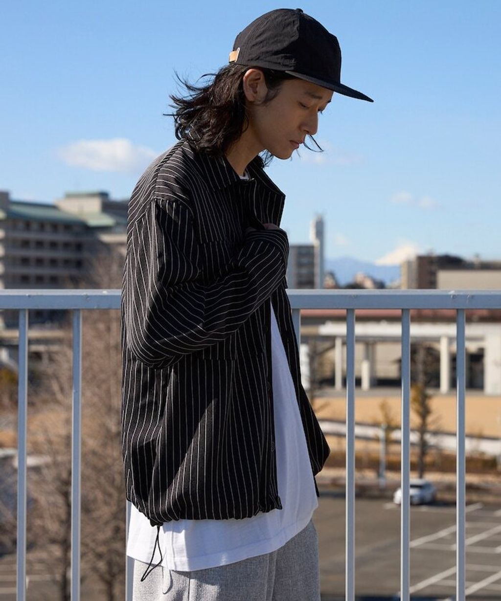 Firsthand 下擺抽繩條紋襯衫外套_13