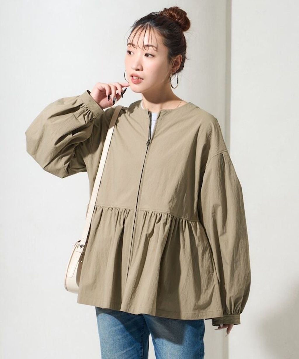 FREAKS STORE 傘擺廓型輕盈修身外套_3