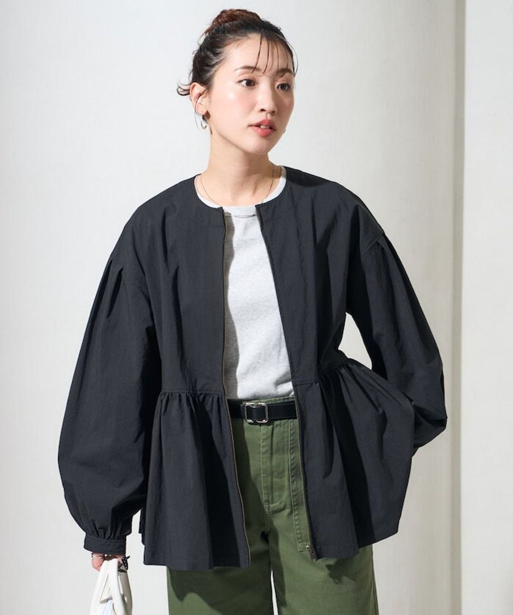 FREAKS STORE 傘擺廓型輕盈修身外套_25