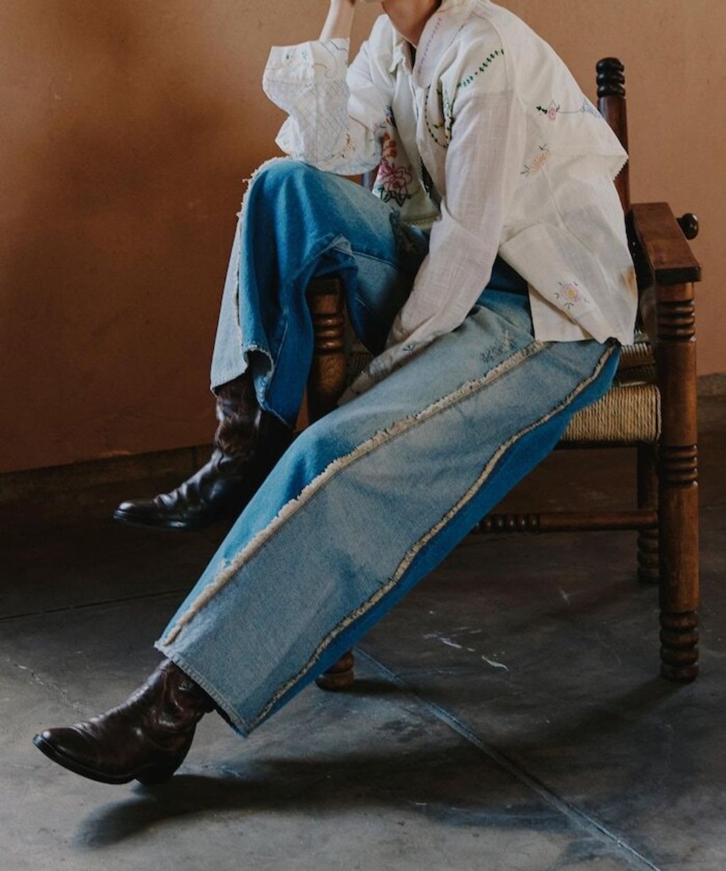 Freada 立體剪裁弧形曲線丹寧寬褲_2