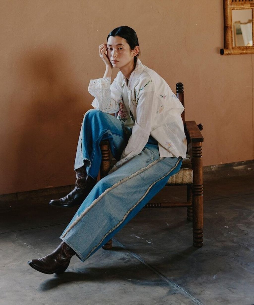 Freada 立體剪裁弧形曲線丹寧寬褲_47