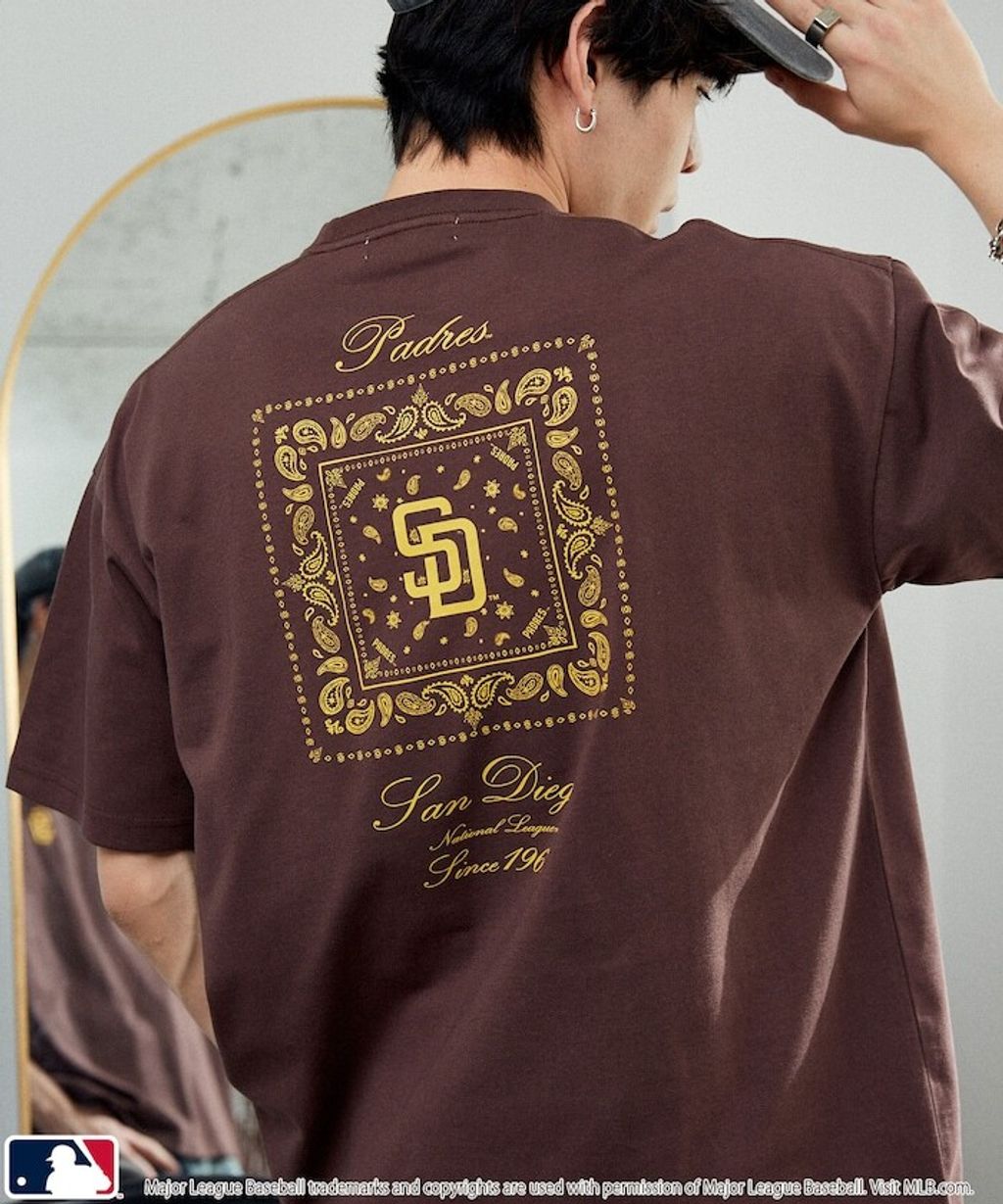 FREAKS STORE x MLB 刺繡logo變形蟲短袖上衣_5