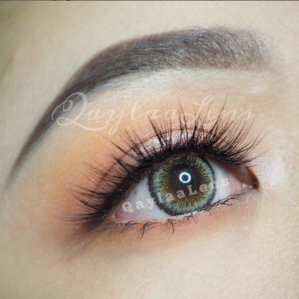 Screenshot 2022-03-14 at 18-27-35 Candylicious & Eyemuse (@qaylaa_lens) is on Instagram.png