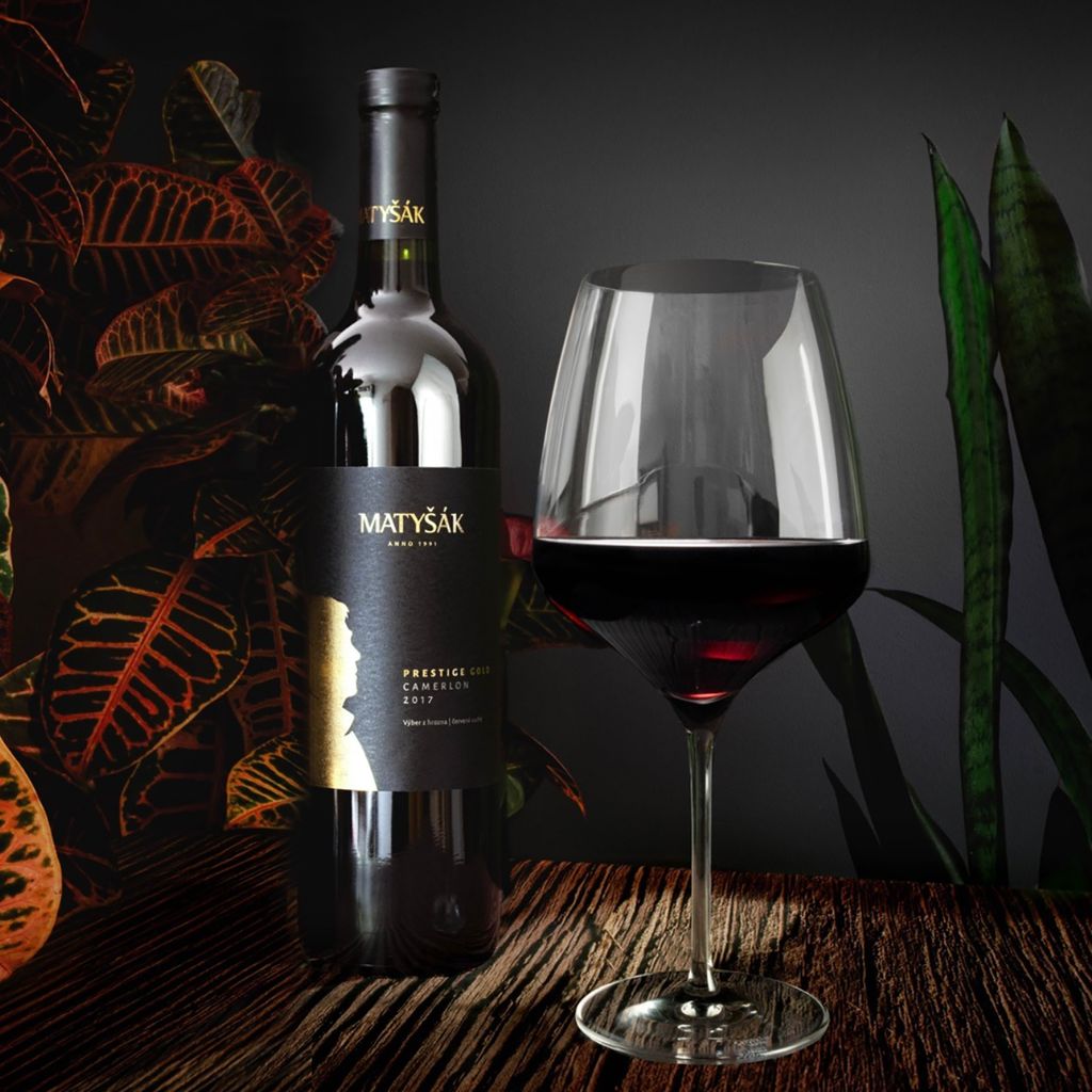 卡梅隆紅葡萄酒1500x1500-2