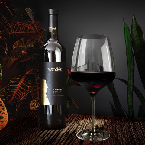 卡梅隆紅葡萄酒1500x1500-2