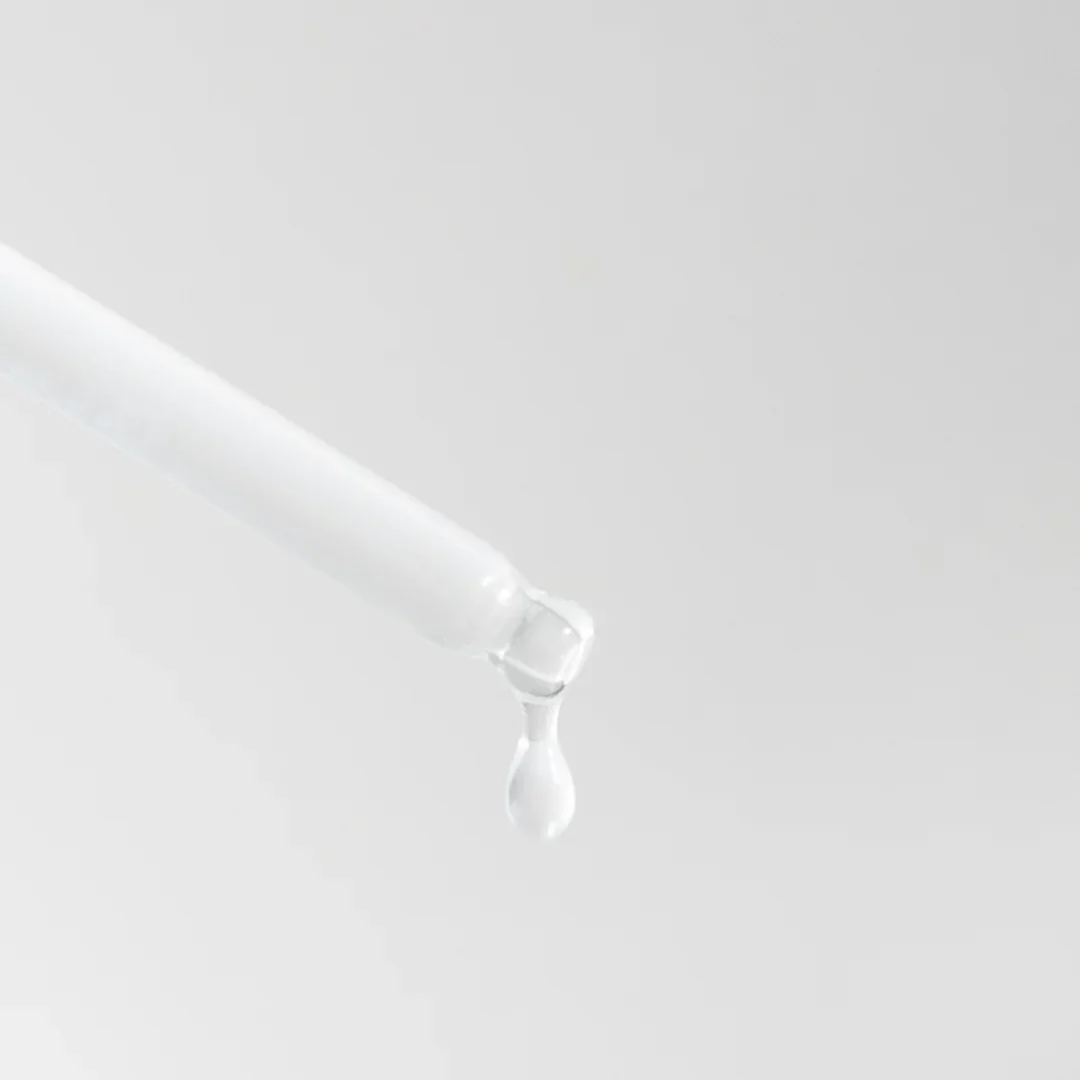 anti-aging-booster-with-retinol-for-fine-lines