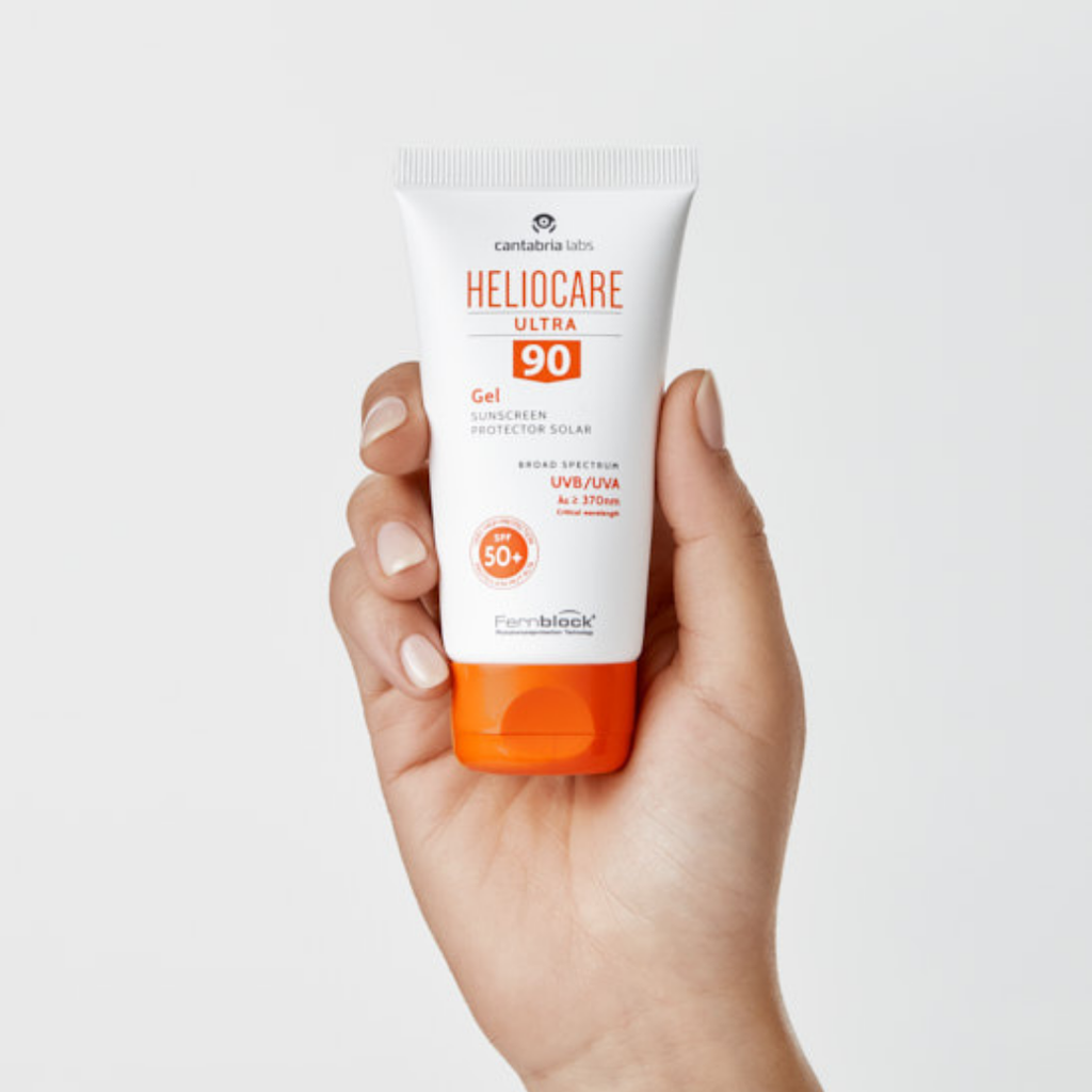 heliocare-Ultra-90-Gel-spf-50-50ml-hand-shot