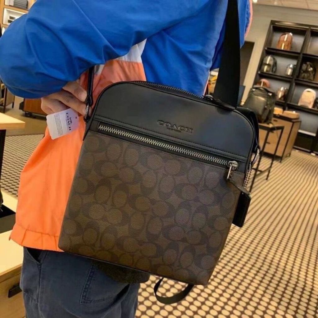 A0532569-B1ED-46E6-A997-1E871AF4DDF1