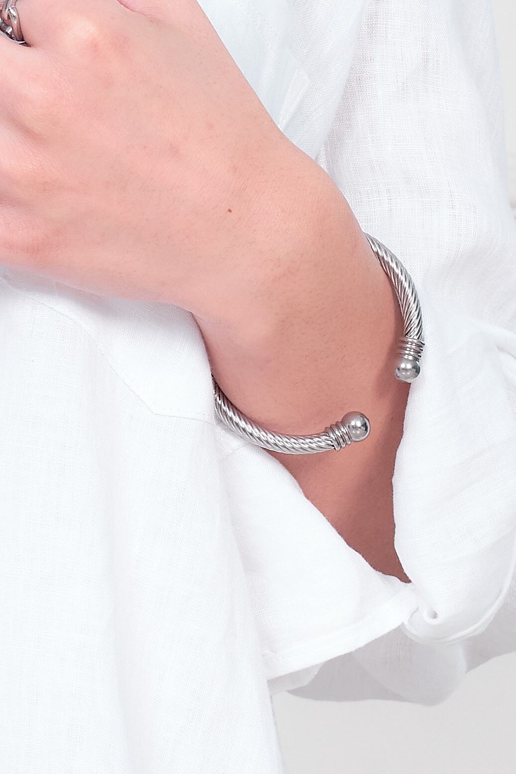 minimal bangle silver