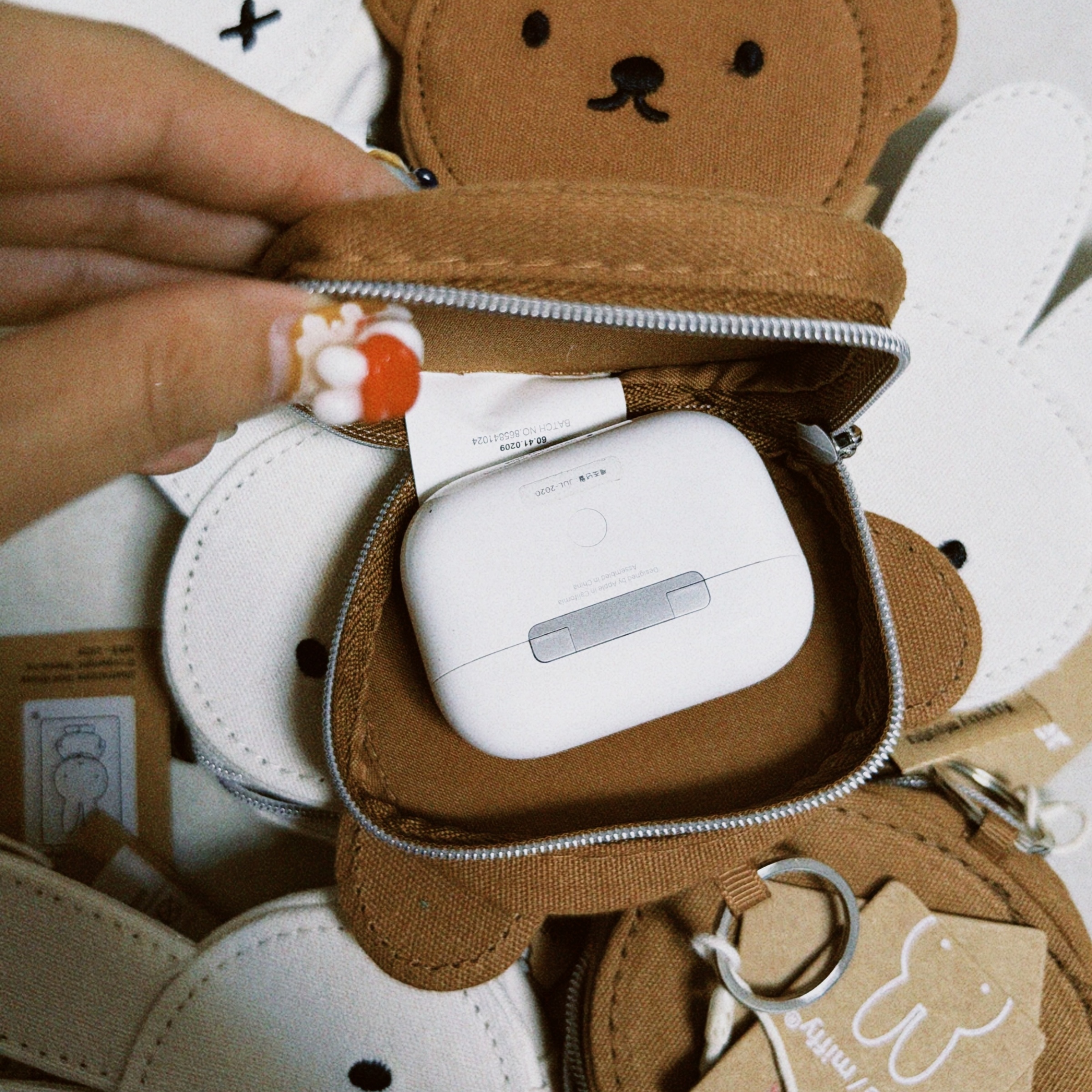 classicu 2026-04-14 163347805076AC8032