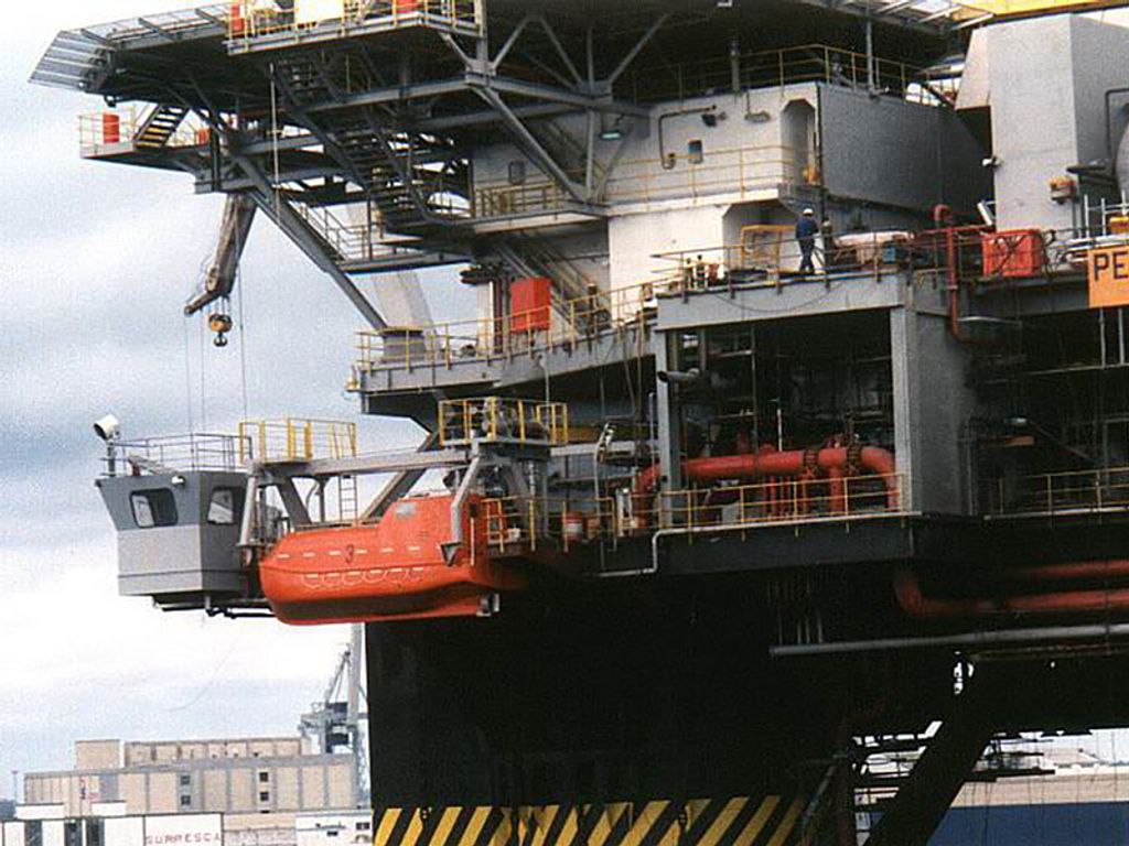 D-FO - davit of fixed outreach type for offshore
