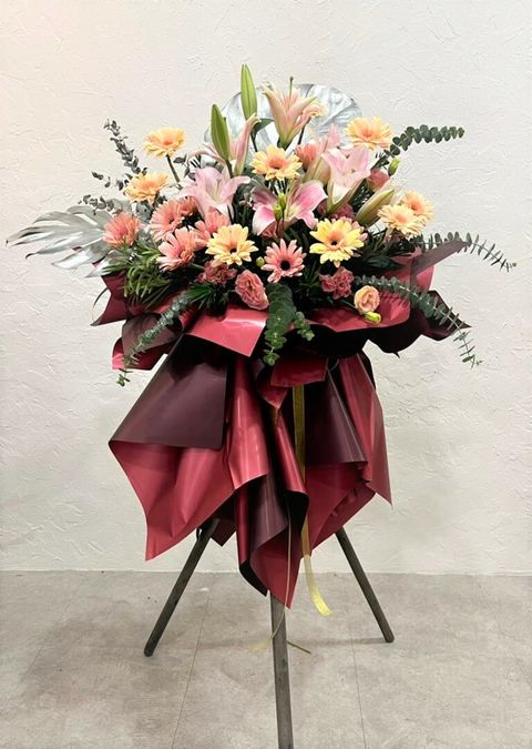 250 Opening 2022-05-11 at 9.23.15 PM.jpeg