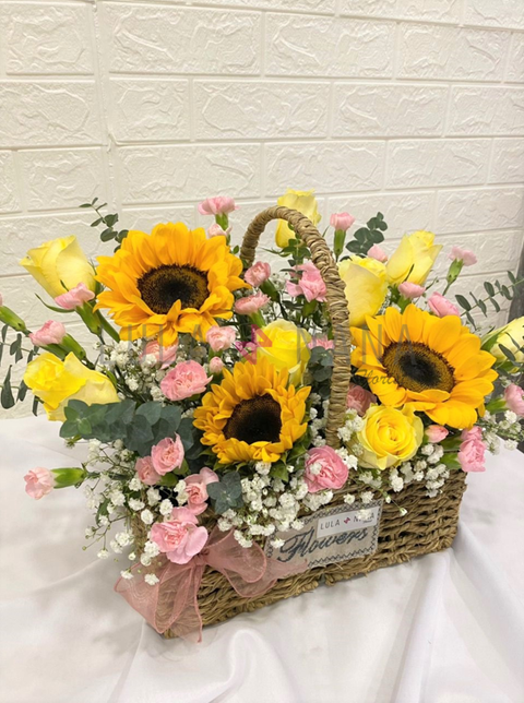 WhatsApp Image 2022-08-06 at 5.56.53 PM w.png