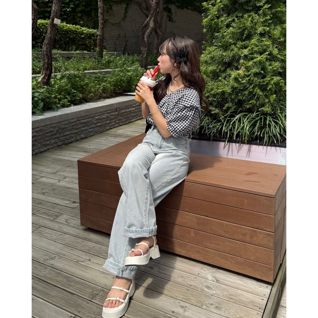 tw-11134207-81ztl-mi48jnrci9dt94