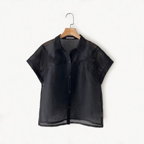 04AT1-07 拼接微透視襯衫領上衣 正面 (1)