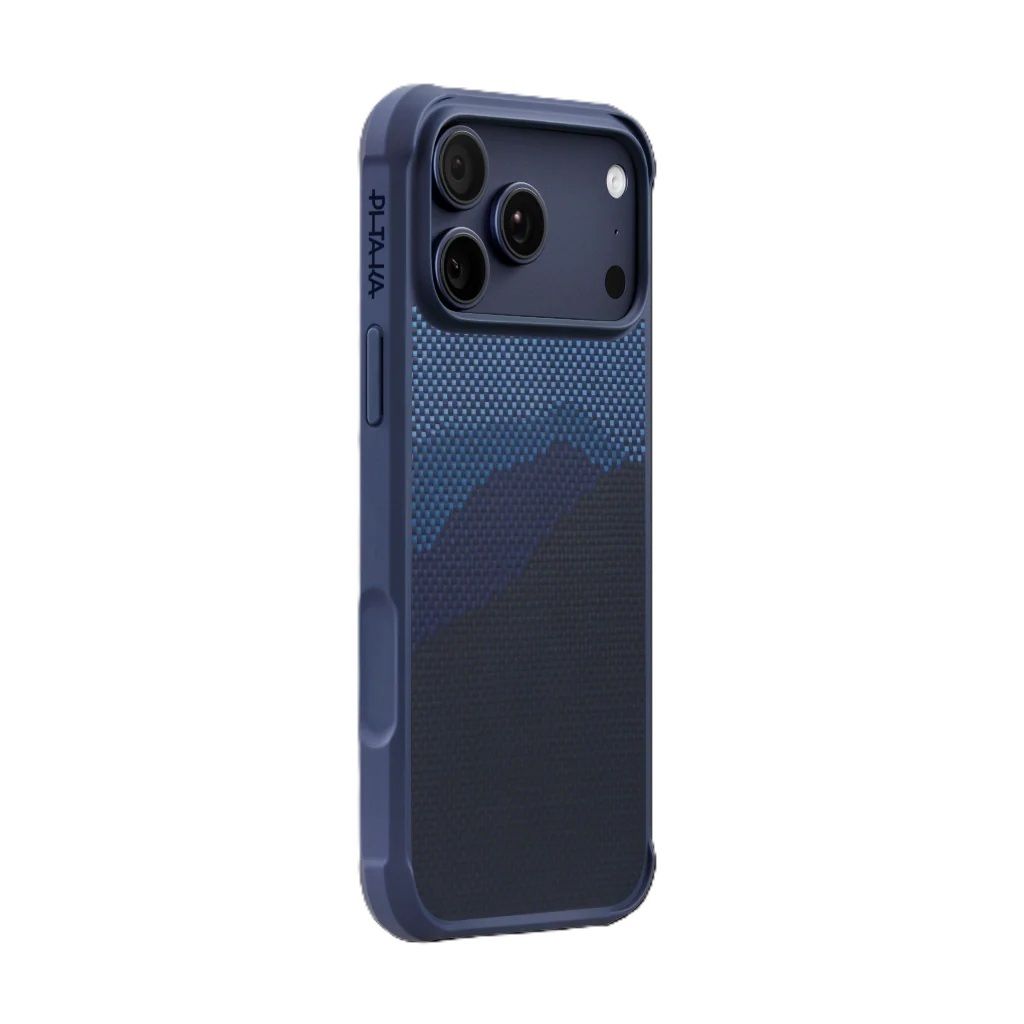 iPhone17pro-over-proguard_4f11122a-cb12-4c87-95fe-4cddedb657da_1024x1024