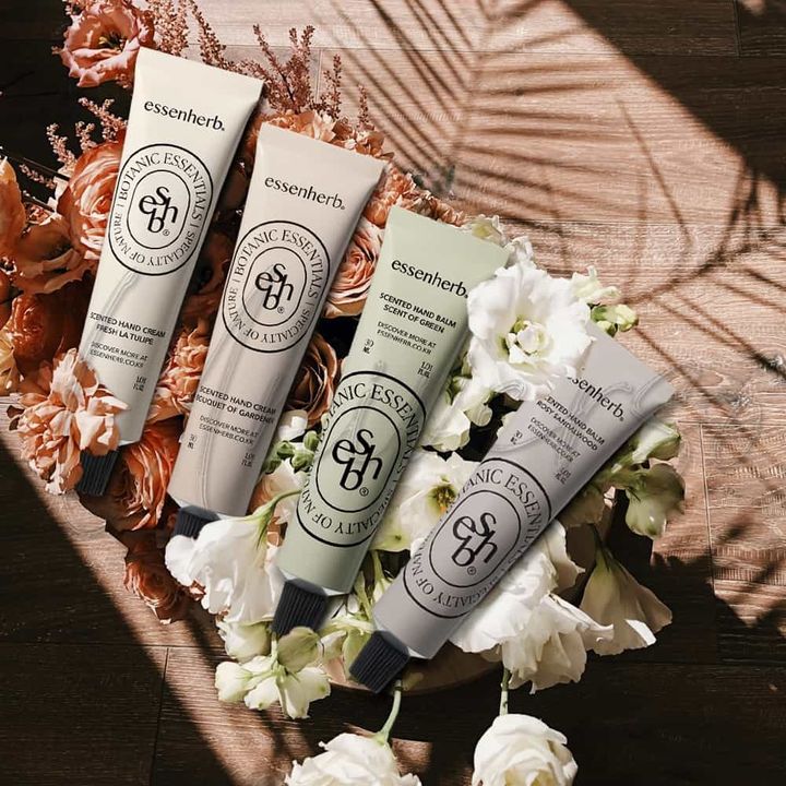 universomart宇碩協銷_授權素材_韓國essenherb香氛護手霜Scented Hand Cream 0 logo