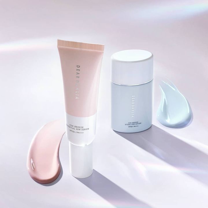 0_DEAR-DAHLIA-陽光微風沁涼防曬-sun-breeze-sun-Serum-Lotion_DEAR-DAHLIA原廠授權圖universomart宇碩協銷有限公司