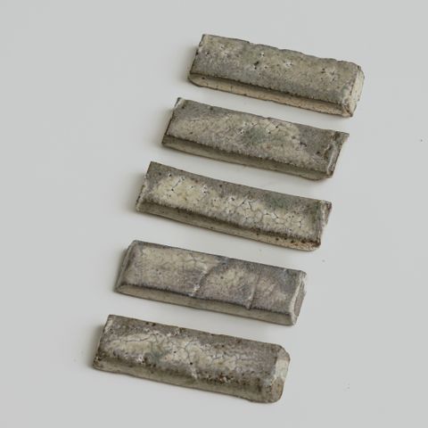 Vessels of Ash｜筷架 – aged