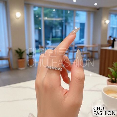 tw-11134211-81ztj-mirhdu9yqcjlab