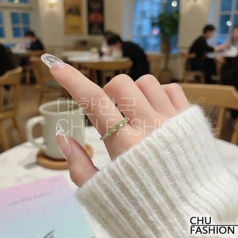 tw-11134211-81ztl-mirhdu9yvytd50