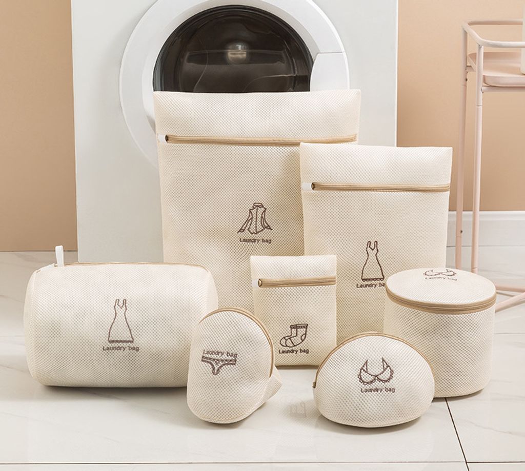 SKU-01-七件套（外套_裙子_圆柱_半球_文胸_内裤_袜子） copy