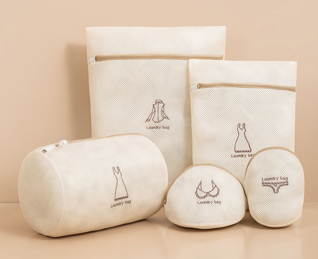 SKU-02-（外套_裙子_圆柱_半球_内裤）5件套 copy