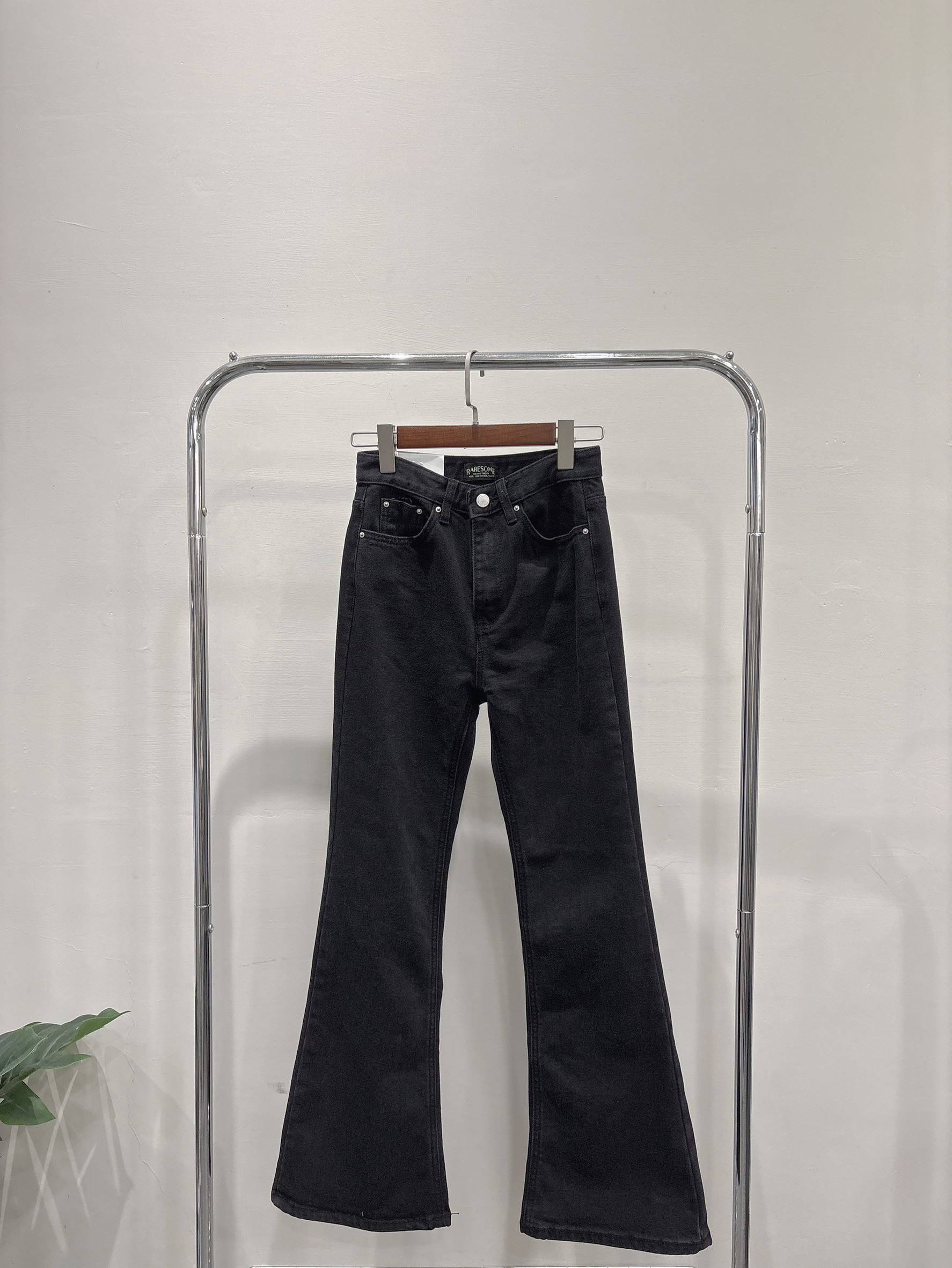 LINE_ALBUM_平拍照_250502_19