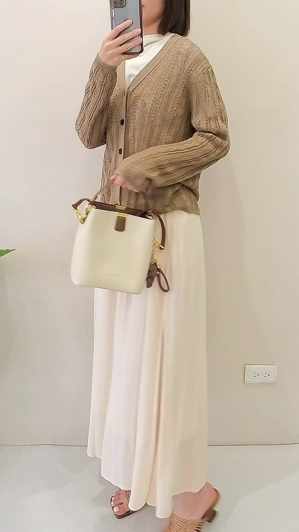 LINE_ALBUM_店面已有未上架要補上架_250502_17