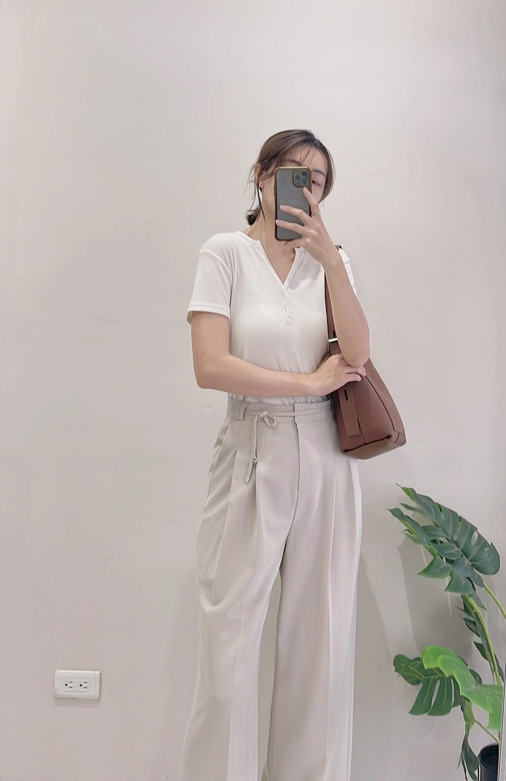 LINE_ALBUM_05回國新款_250520_144