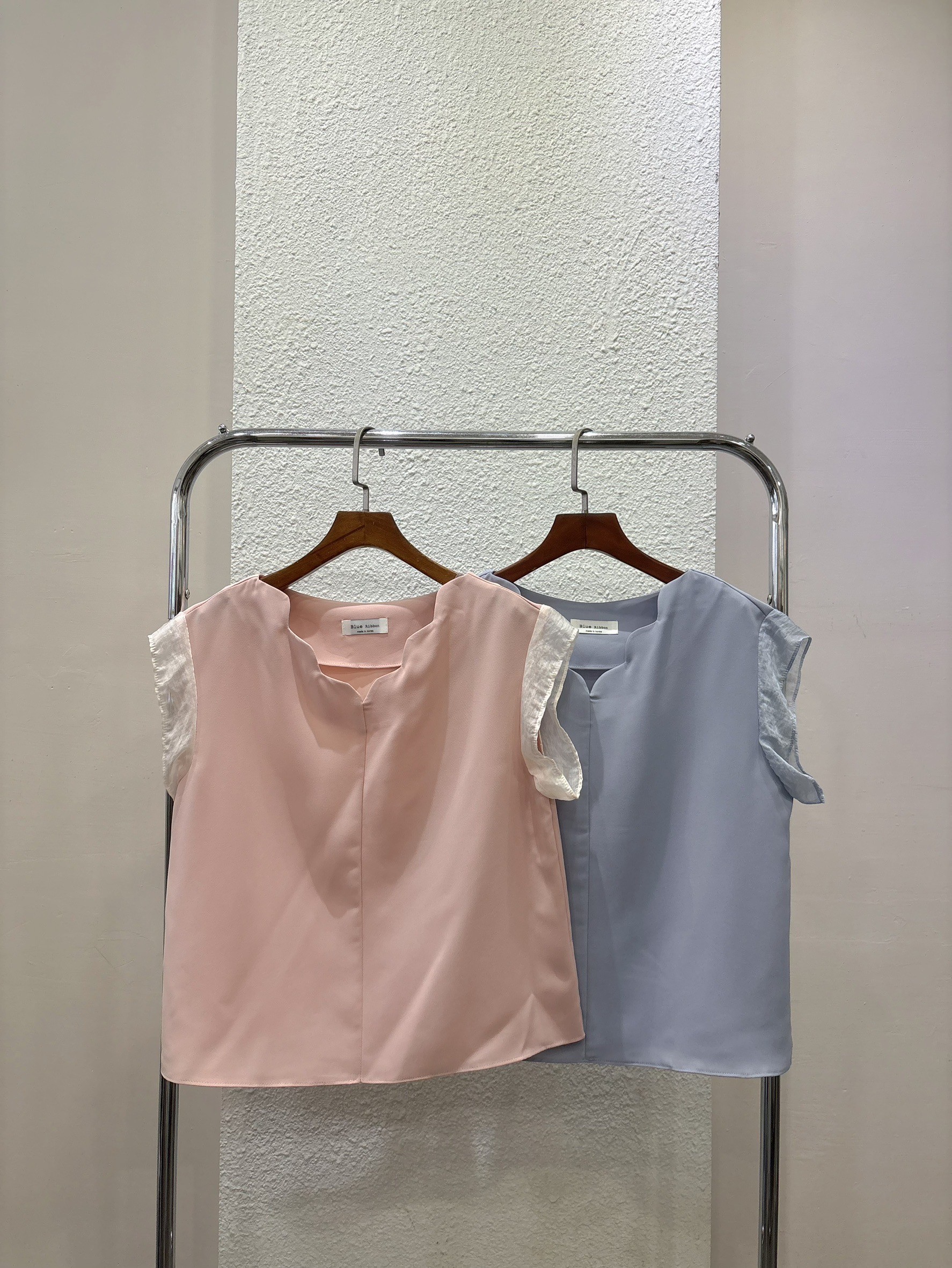 LINE_ALBUM_平拍照_250619_262