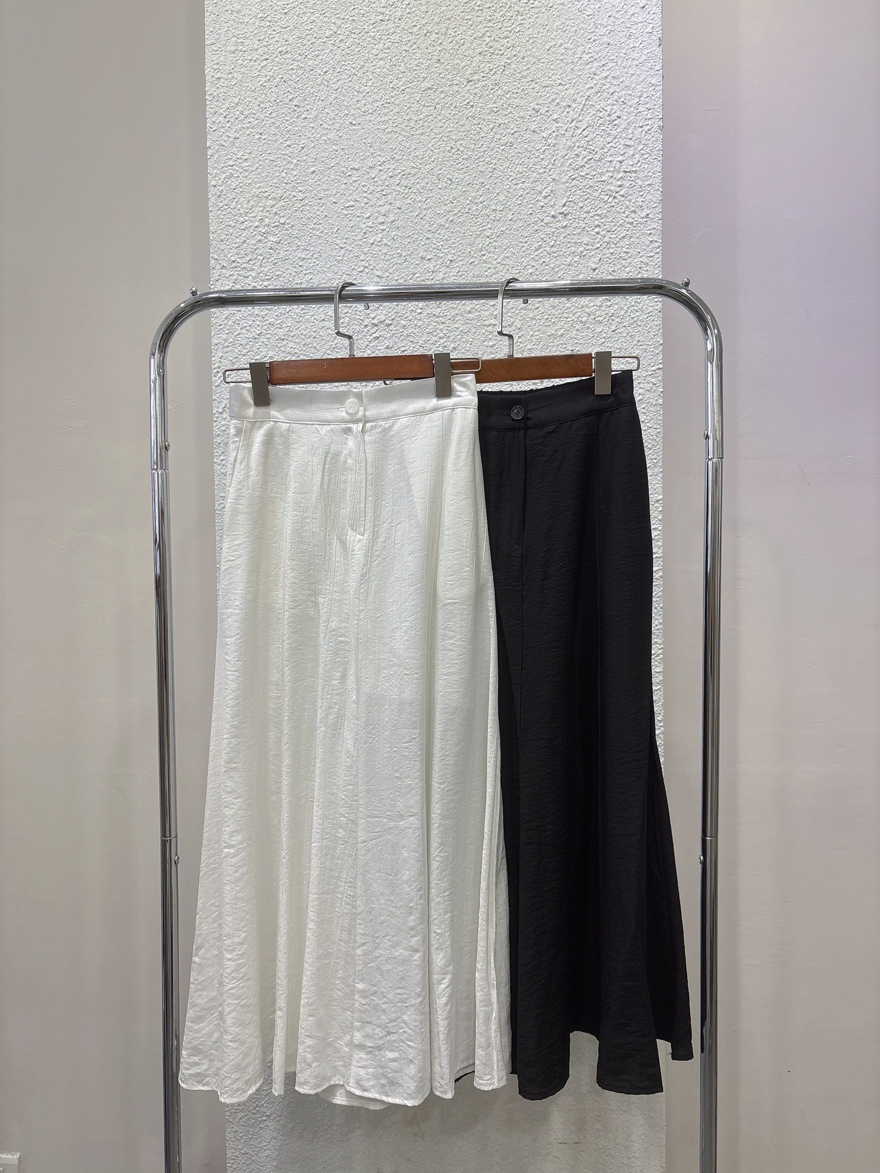 LINE_ALBUM_平拍照_250619_265