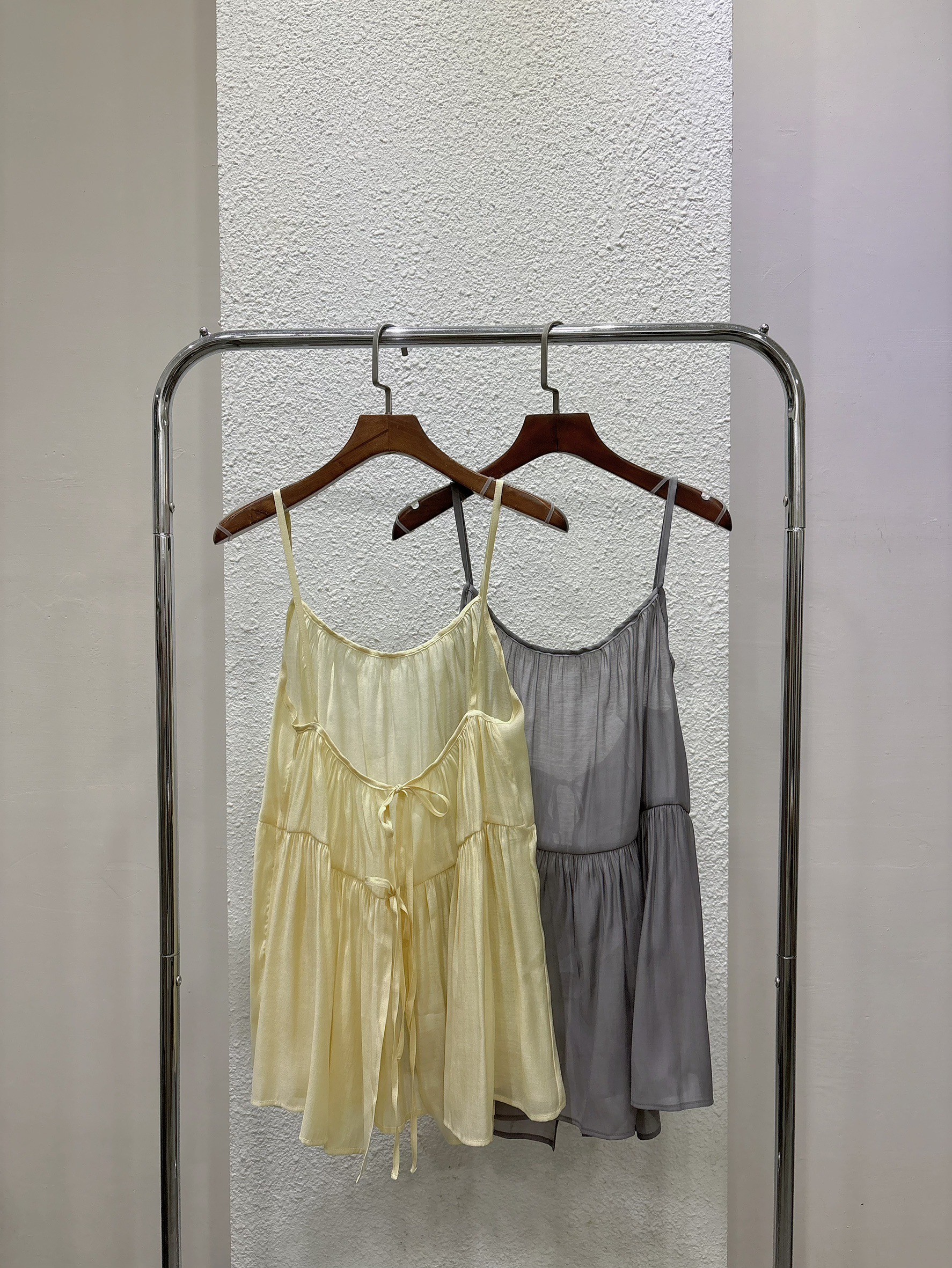 LINE_ALBUM_平拍照_250620_275