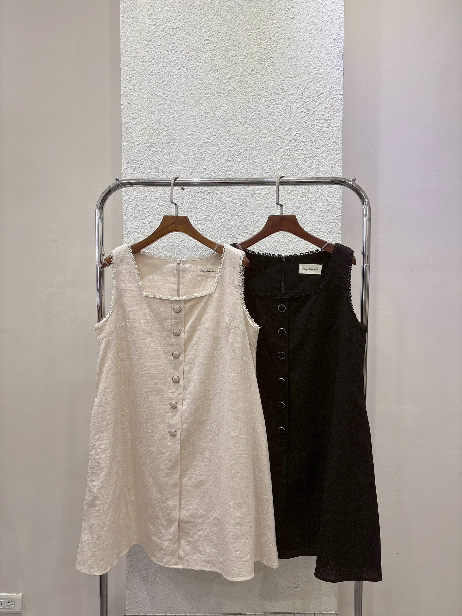 LINE_ALBUM_平拍照_250620_264