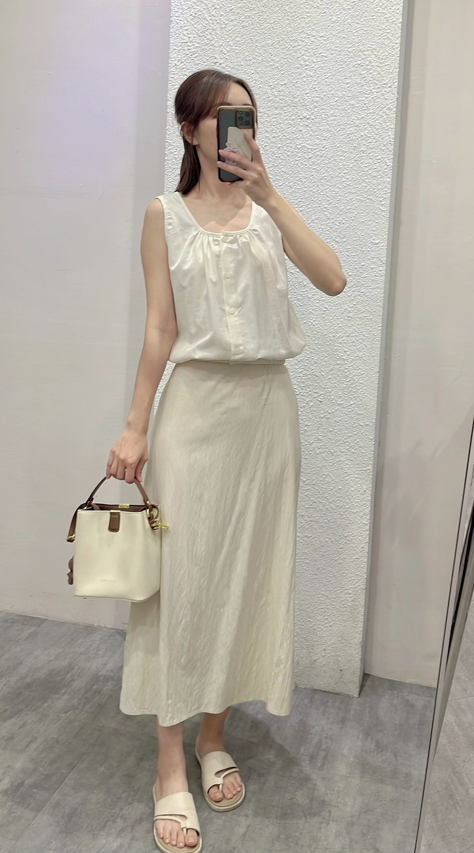 LINE_ALBUM_74（店直播）_250707_35