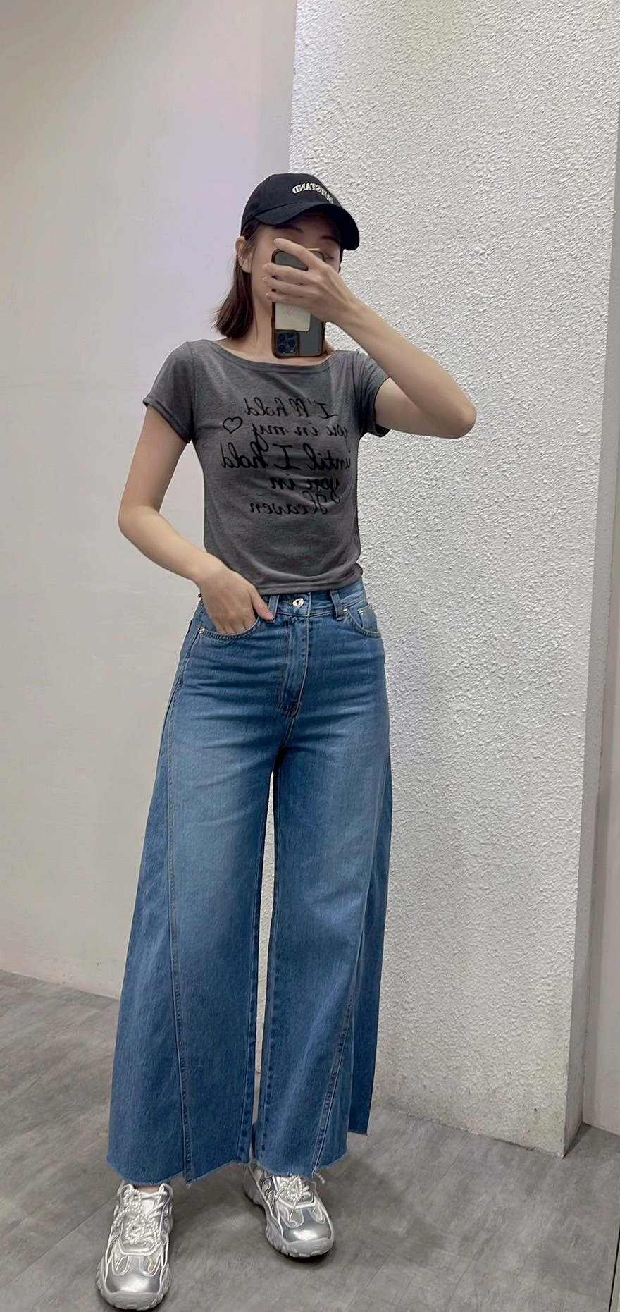 LINE_ALBUM_74（店直播）_250707_59
