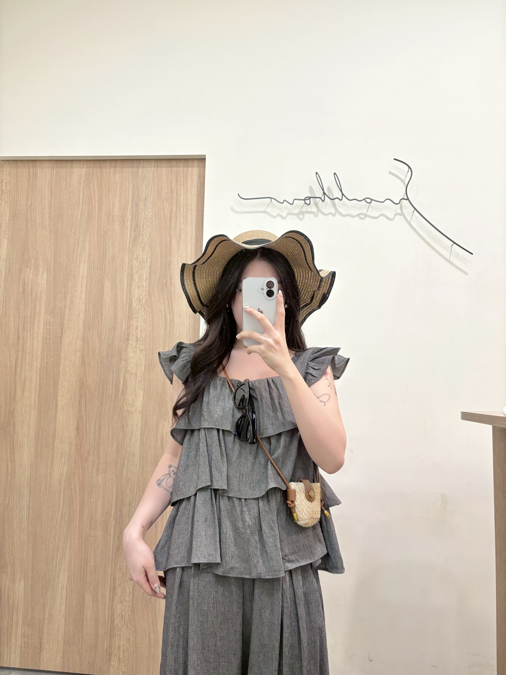LINE_ALBUM_74（店直播）_250711_15