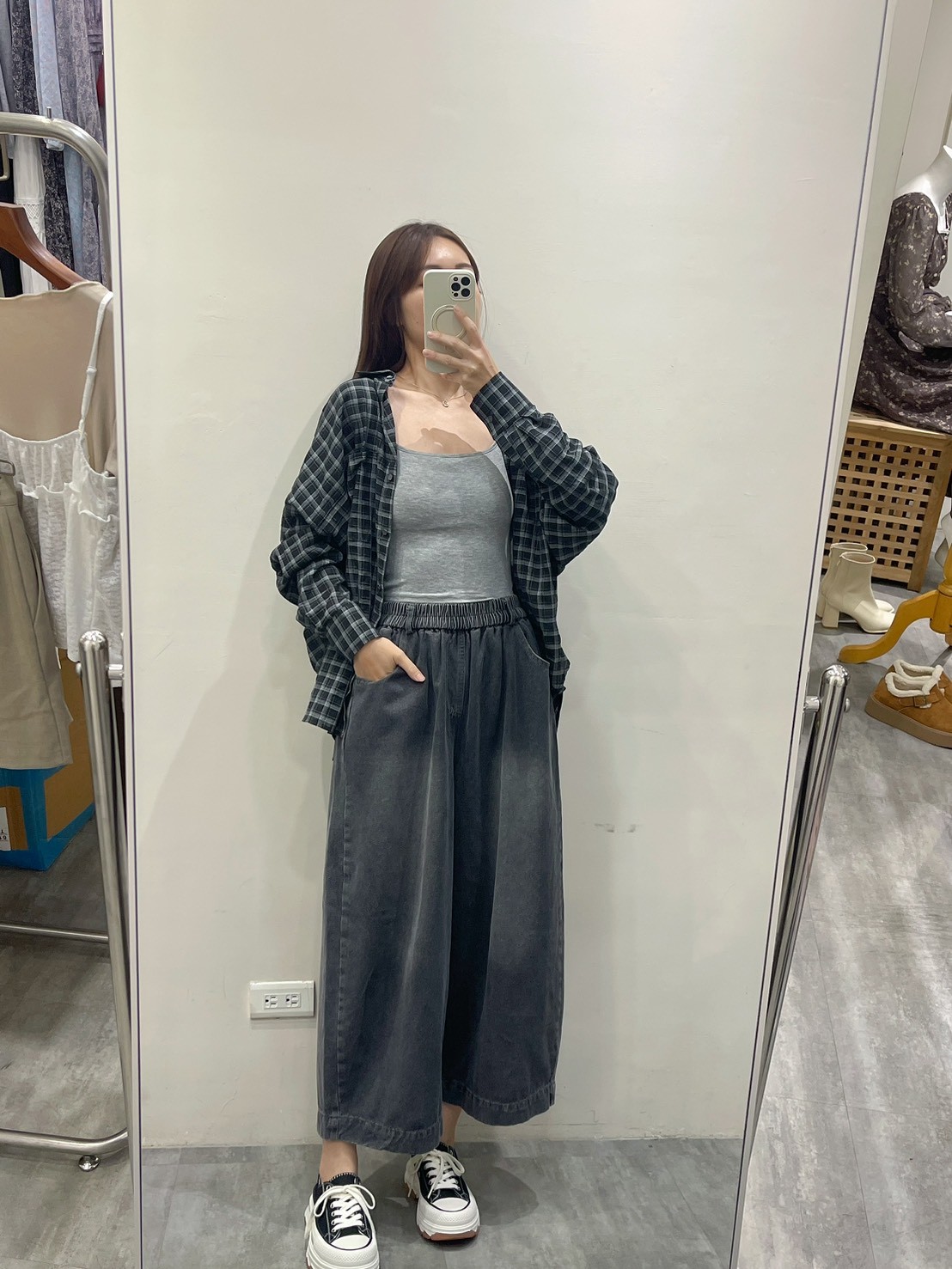 LINE_ALBUM_10.16直播_251020_49