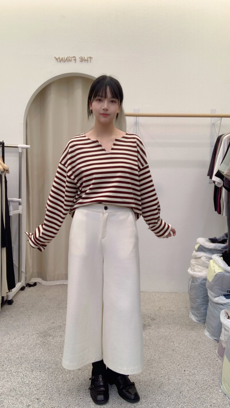 LINE_ALBUM_韓國D3-2_251029_21