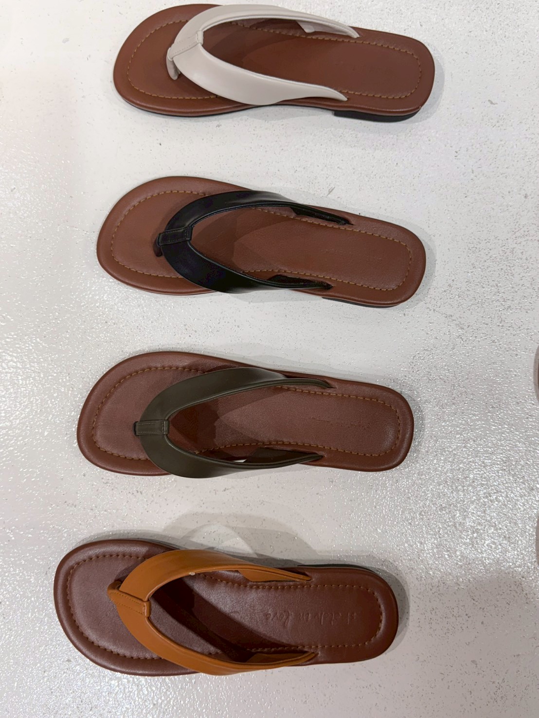 LINE_ALBUM_鞋_260612_62