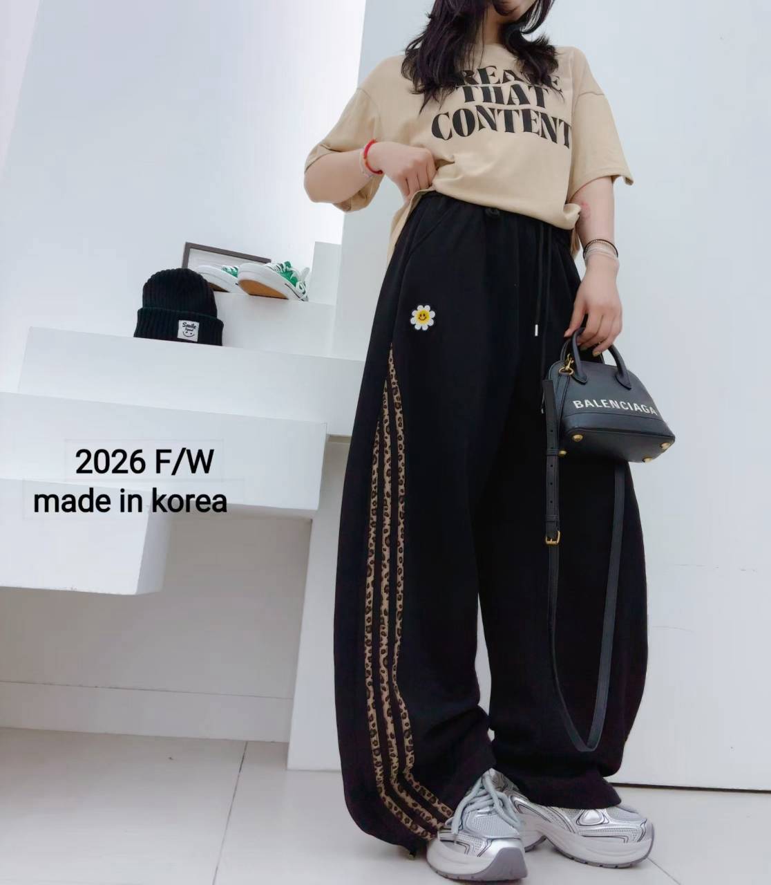 LINE_ALBUM_2-2_261007_120